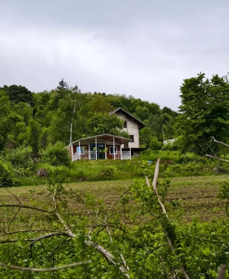 A mountain house in Bosnia with a covered terrace — site photo 2